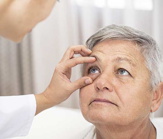 Patient with eye doctor